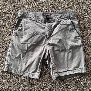 Michael Kors Gray Cotton Flat Front Chino Shorts Size 34 Casual Classic Fit